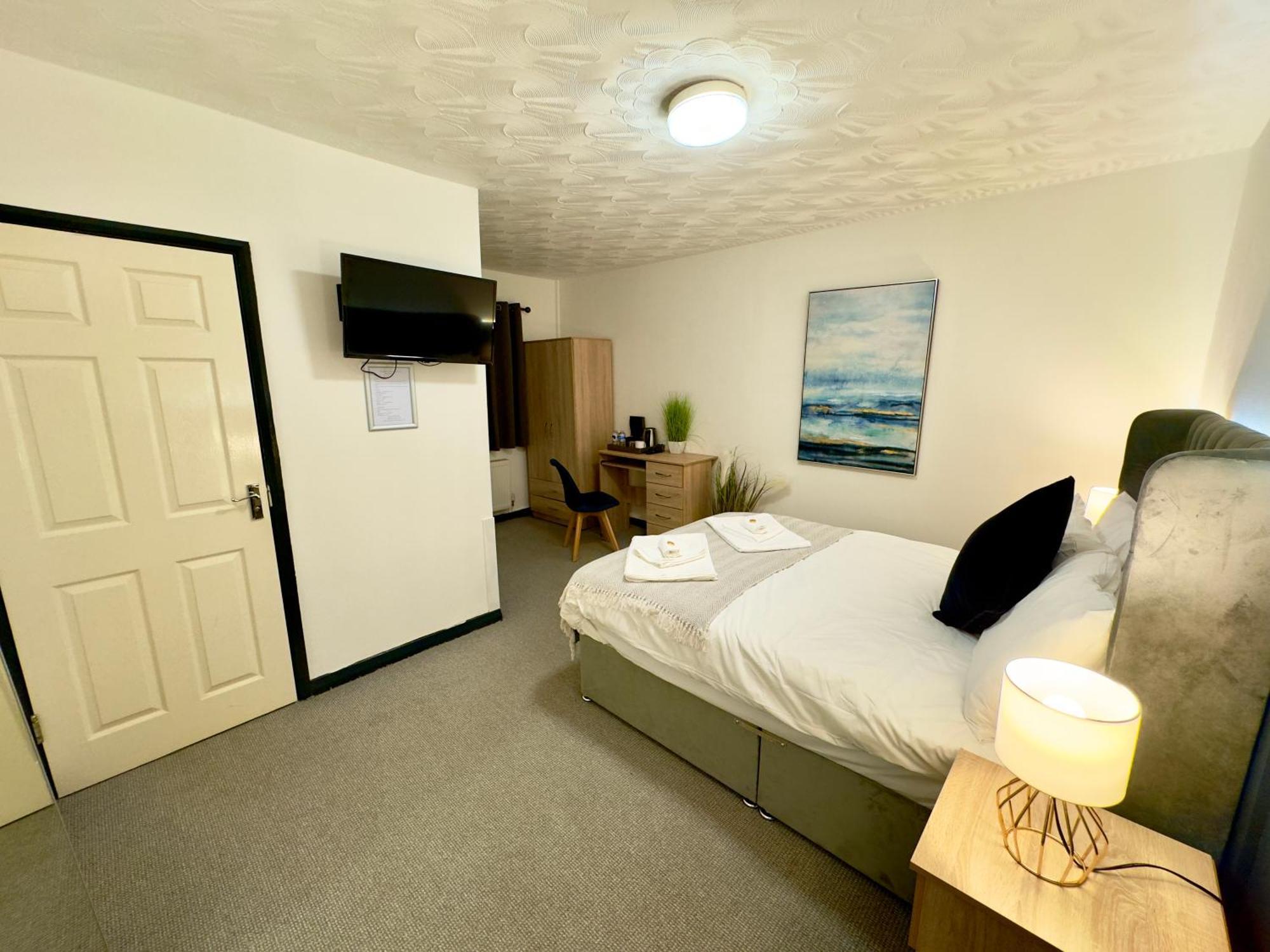 Coastal Park Accommodation Llanelli Esterno foto